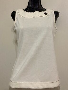 Women's Cream Sleeveless Knit Top with Button Detail. Item# SStt1